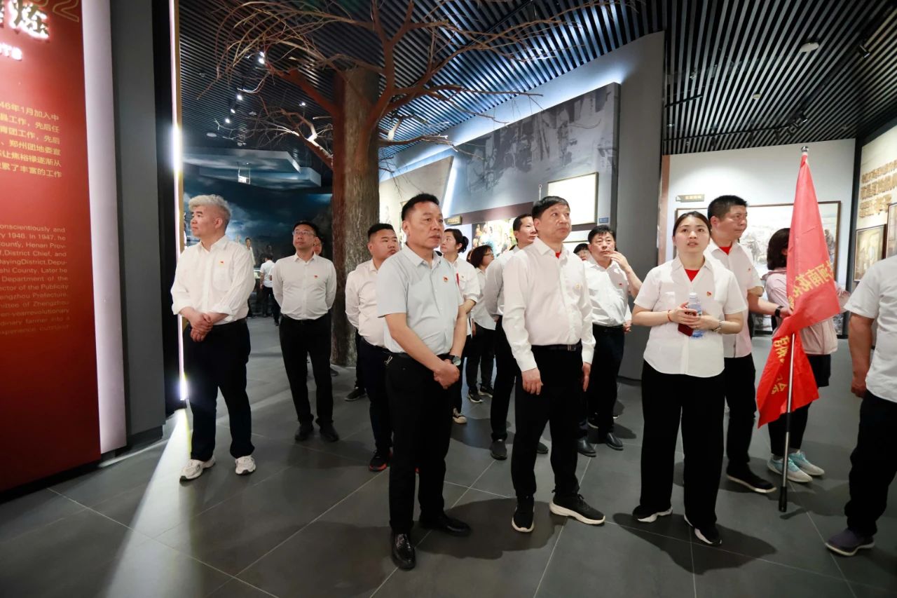 砥礪初心使命，汲取奮進力量丨花花牛乳業(yè)集團黨委組織開展學習“焦裕祿精神”主題黨日活動