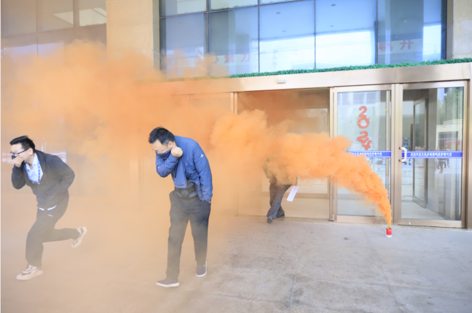 增強(qiáng)消防意識(shí)，筑牢安全底線丨花花牛乳業(yè)集團(tuán)組織消防應(yīng)急演練