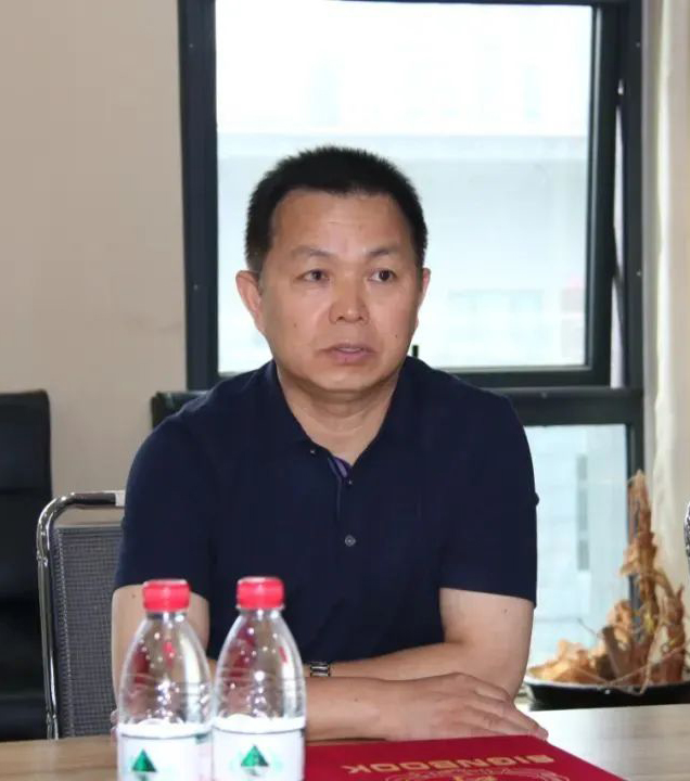 愛心奶情系學(xué)子，公益情溫暖人心—河南花花牛乳業(yè)集團(tuán)助力基金會(huì)“圓夢(mèng)計(jì)劃?一杯奶”公益項(xiàng)目，愛心捐贈(zèng)善款50萬元！