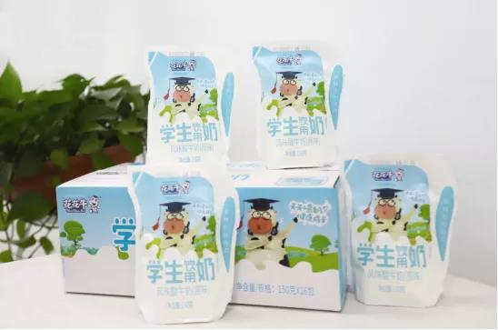 花花牛首款愛克林低溫學生飲用酸牛奶上市啦?。。? title=