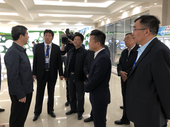 河南省委副書記、省長陳潤兒一行蒞臨 花花牛集團魯山瑞亞牧業(yè)有限公司視察調(diào)研